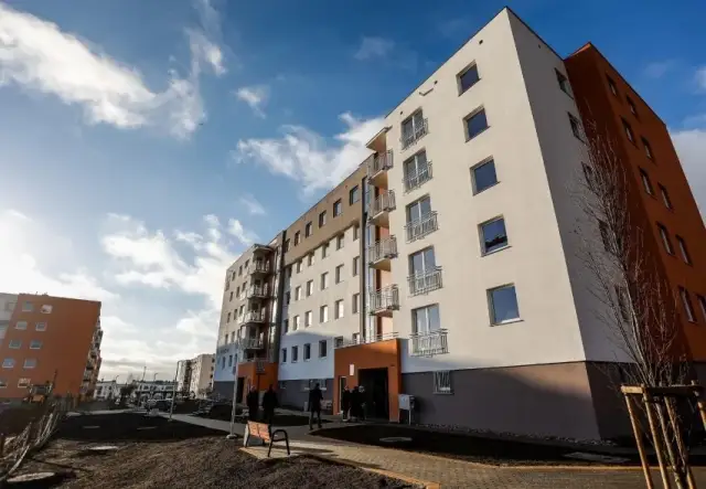 Kiedy mieszkanie TBS przechodzi na własność? Sprawdź, czy możesz wykupić