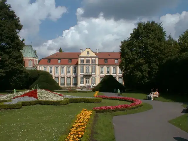 Pałac Opatów: Sztuka Nowoczesna w Gdańsku Przewodnik 2026