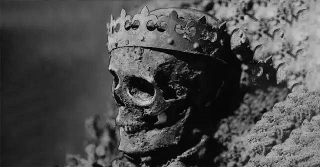 Gdzie chowano polskich królów? Tajemnice królewskich grobowców i ich historia