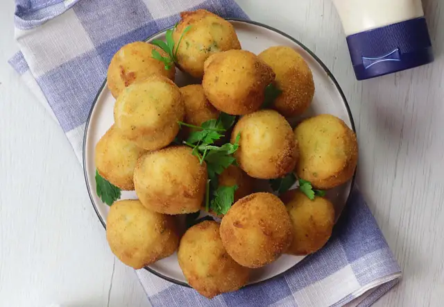 Cuánto tiempo freír croquetas congeladas para un resultado perfecto