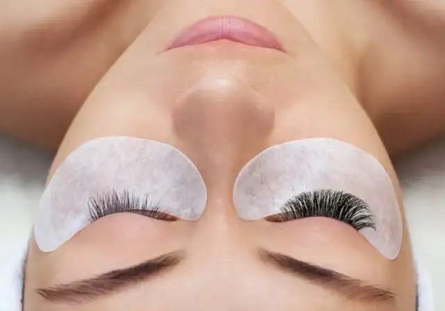 Ile trwa zrobienie rzęs? Czas trwania zabiegu i co warto wiedzieć