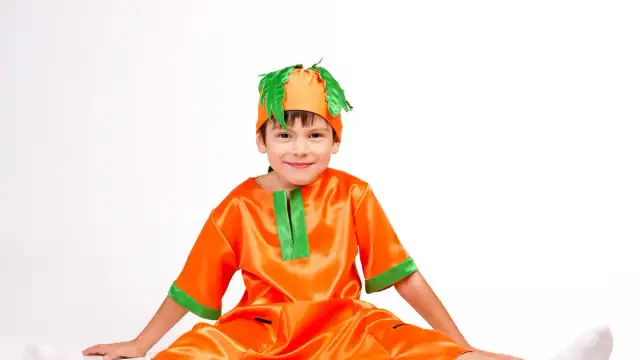 Jak zrobić strój marchewki z bibuły - prosty sposób na kreatywne przebranie