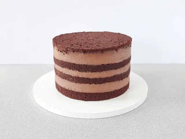 Jak używać rantu cukierniczego? Idealnie prosty tort bez stresu