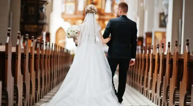 Jak układać długi welon w kościele, aby uniknąć najczęstszych błędów