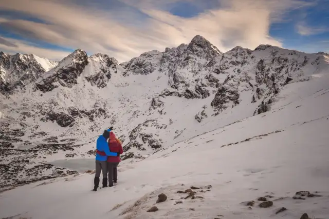 Tatry: Które szlaki zamknięte zimą? Sprawdź daty i alternatywy!