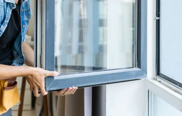 Jak połączyć dwa okna PVC bez zbędnych problemów i kosztów