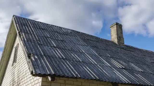 Ile zapłacisz za budynek gospodarczy w 2026? Uniknij błędów!