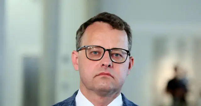 Czy Marcin Romanowski ma żonę? Odkryj prawdę o jego stanie cywilnym