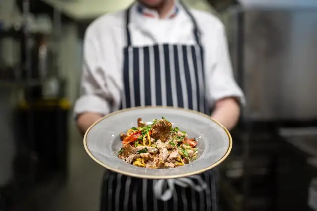 Gdzie zjeść w Wieliczce? Odkryj najlepsze miejsca po zwiedzaniu