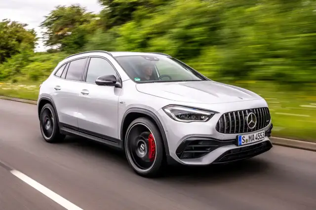 Mercedes-Benz GLA AMG: co warto wiedzieć o mocy, cenie i wadach tego SUV-a?
