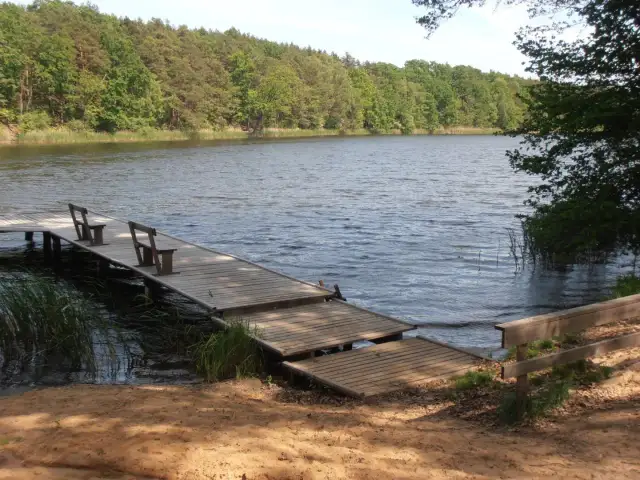 Jezioro Głuchowskie: idealne miejsce na wędkowanie i relaks