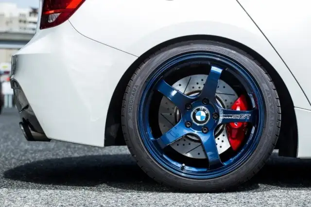 Yokohama opony – co to za firma i dlaczego warto je znać?