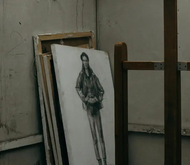 Jak dobrze dobrana sztaluga studyjna odmienia komfort i jakość Twojej pracy