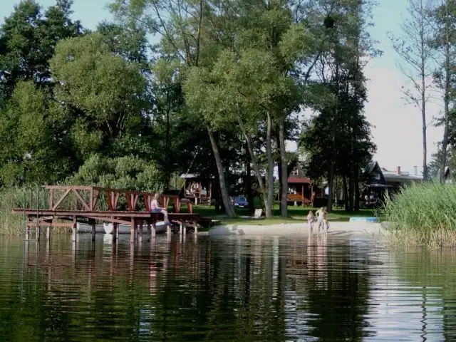 Gdzie nad jezioro z dzieckiem w Wielkopolsce - bezpieczne miejsca na wypoczynek