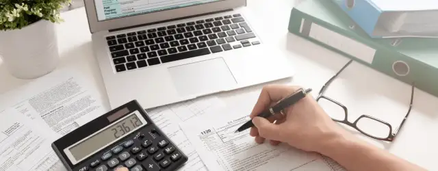 Jak obliczyć wynagrodzenie osoby niepełnosprawnej i uniknąć błędów