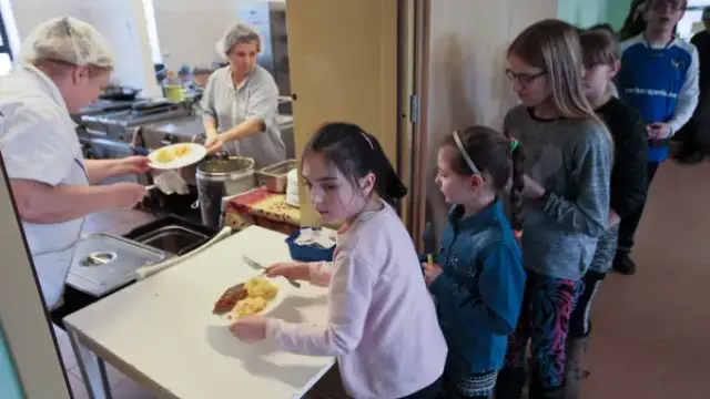 Wsad do kotła – co to jest i jakie ma znaczenie dla kosztów posiłków?