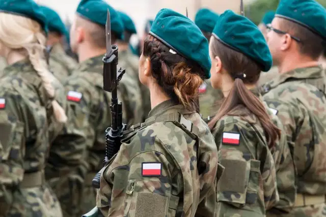 Jak skutecznie przygotować się do służby przygotowawczej w Polsce