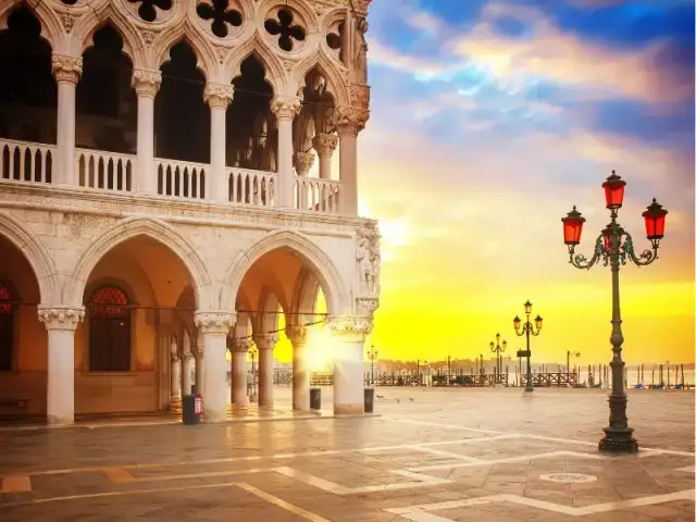 Wenecja kiedy powstała? Odkryj nieznane fakty o jej założeniu