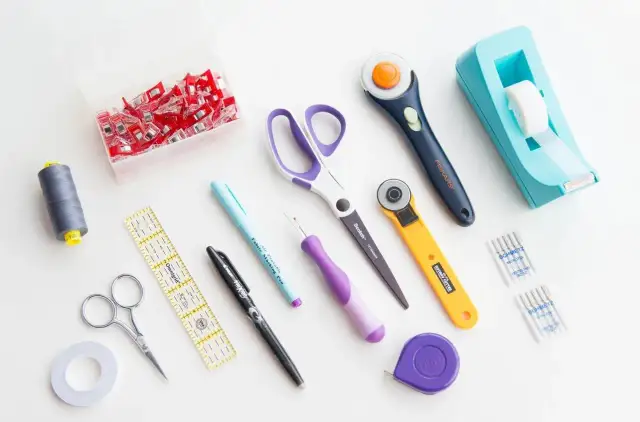 Jak uszyć czapkę dla dziecka? Poradnik krok po kroku dla początkujących