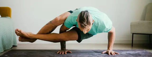 Hatha joga: Co to jest? Korzyści, dla kogo i jak zacząć