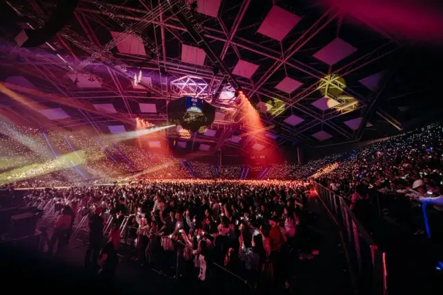 Ile trwa koncert Sanah w Łodzi? Sprawdź szczegóły i harmonogram