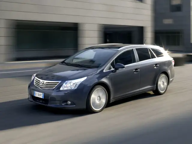 Toyota Avensis jaki silnik wybrać, aby uniknąć wysokich kosztów?