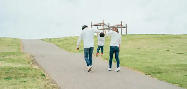 Urlop wychowawczy płatny: jaki dochód zapewnia wsparcie finansowe?