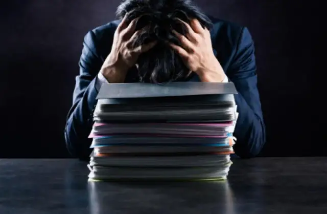 Czy oskarżony ma wgląd do zeznań świadków? Poznaj swoje prawa