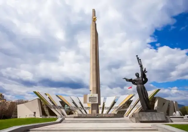 Mińsk atrakcje: Co musisz wiedzieć przed wyjazdem z Polski?