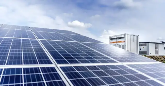 Dlaczego Niemcy rezygnują z fotowoltaiki? Kluczowe powody i skutki