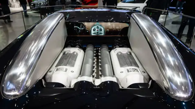 Jaki silnik ma Bugatti Chiron? Odkryj moc i osiągi W16