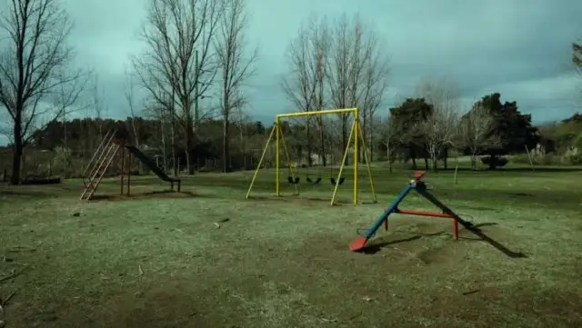 Jak się pisze huśtawka? Uniknij najczęstszych błędów ortograficznych