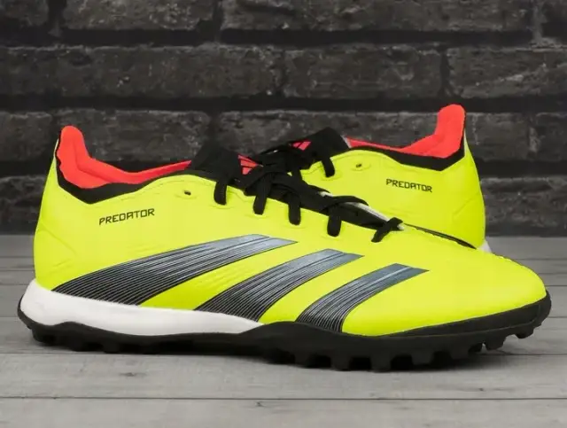 Turfy rozmiar 40: Znajdź idealne dopasowanie i dominuj na boisku