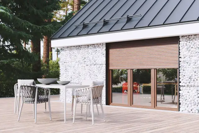 Rolety zewnętrzne elektryczne: przewodnik po cenie, montażu i sterowaniu