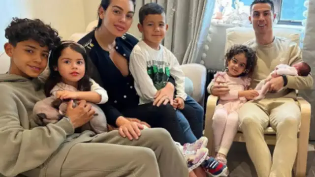 Ile dzieci ma Cristiano Ronaldo? Imiona, matki i Georgina