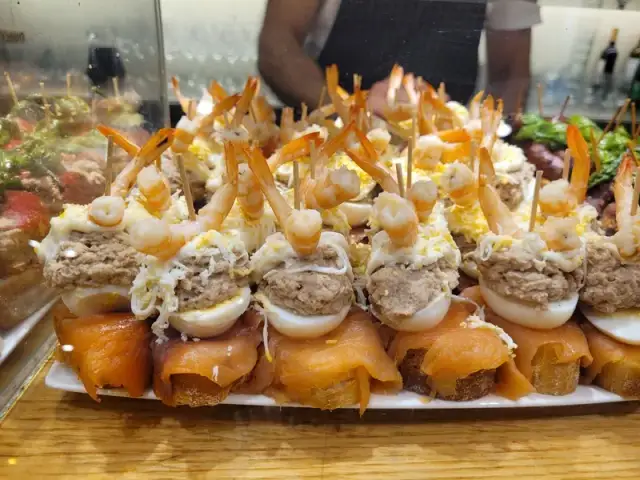 Co zjeść w Hiszpanii? Najlepsze tradycyjne dania, które musisz spróbować