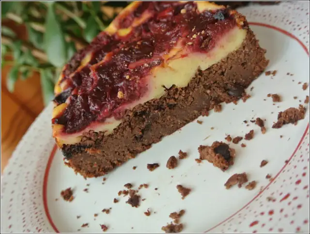 Przepis na ciasto brownie z serem, które zachwyci każdego miłośnika słodkości