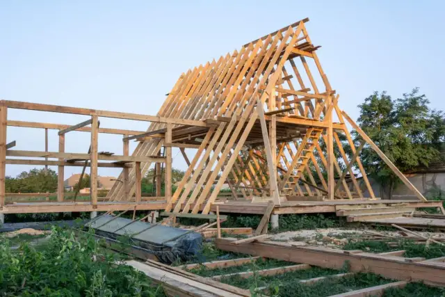 Jaki fundament pod domek letniskowy? Wybierz mądrze!