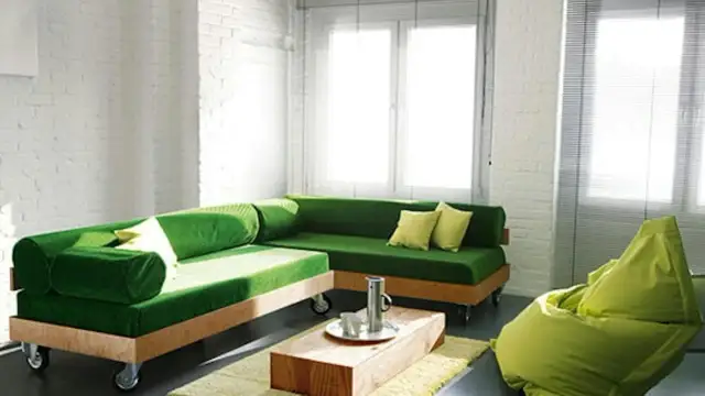 Boki kanapy DIY: Zrób je sam, oszczędź i spersonalizuj!