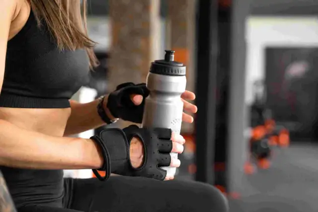 BCAA: Wann nehmen? Vor, nach oder im Training für beste Resultate