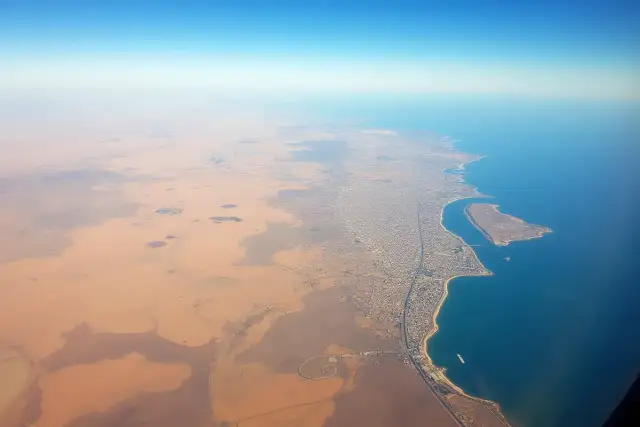 Gdzie leży Egipt? Odkryj jego niezwykłe położenie i granice