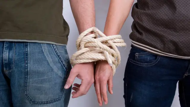 Osobowość zależna: Jak odzyskać kontrolę i żyć samodzielnie?