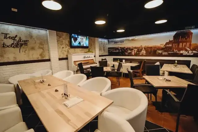 Koszalin gdzie zjeść - odkryj najlepsze restauracje i smaki miasta