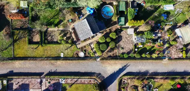 Czy można sprzedać działkę zaraz po zakupie? Sprawdź ważne zasady