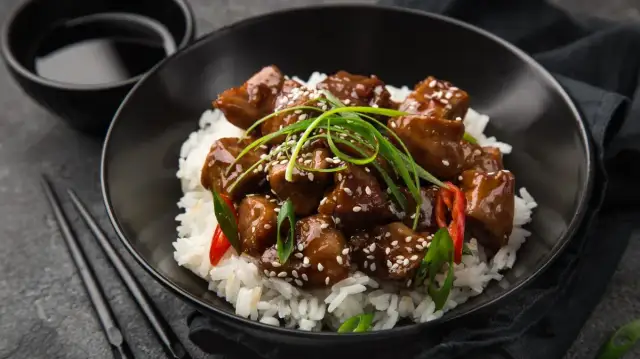 Wieprzowina jak z azjatyckiej restauracji - łatwy przepis na smakowite danie