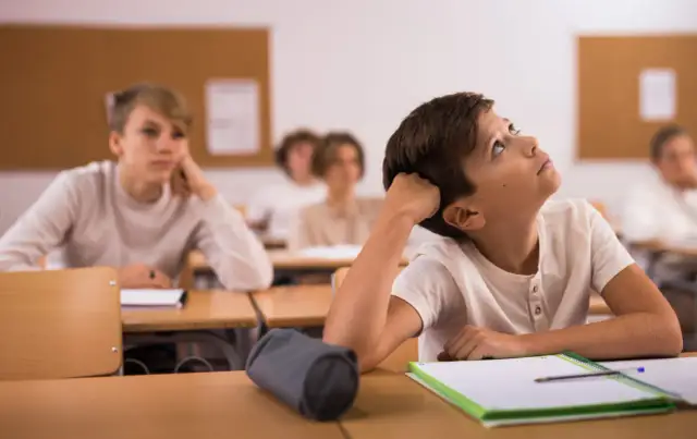 Jedynka na półrocze? Jak poprawić i zdać do następnej klasy