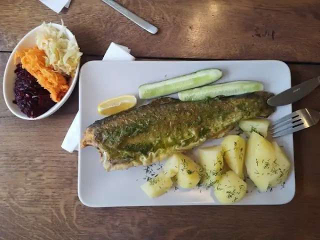 Lubiatowo gdzie zjeść - najlepsze miejsca na świeże ryby i smaki