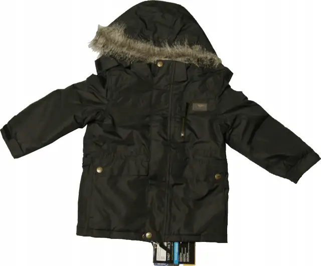 Kurtka zimowa dla chłopca 98: Jak wybrać, by służyła cały sezon?