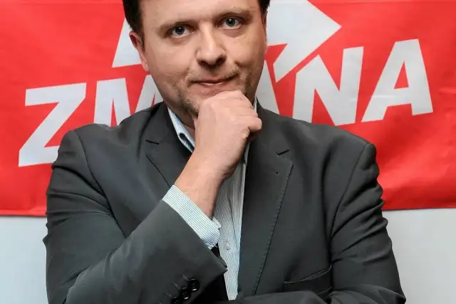 Mateusz Piskorski: Proces o szpiegostwo trwa. Gdzie jest i co robi?