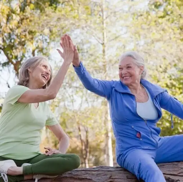 Aktywność po 60. roku życia: Twój bezpieczny przewodnik po zdrowiu